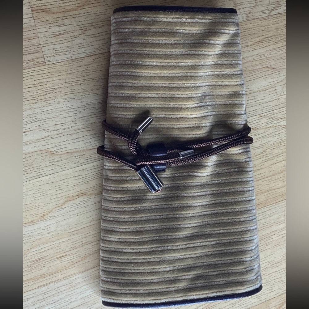 Shiseido cosmetic wrap bag